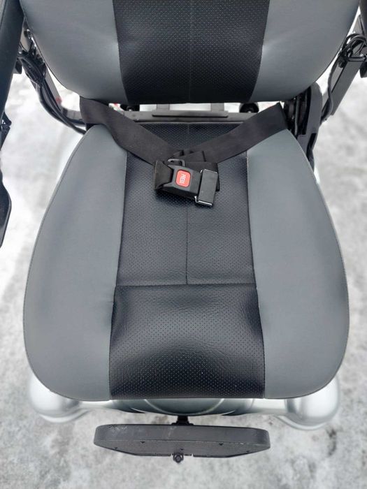 Wózek inwalidzki elektryczny