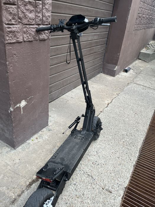 Sprzedam Kukirin g4 2024r castom