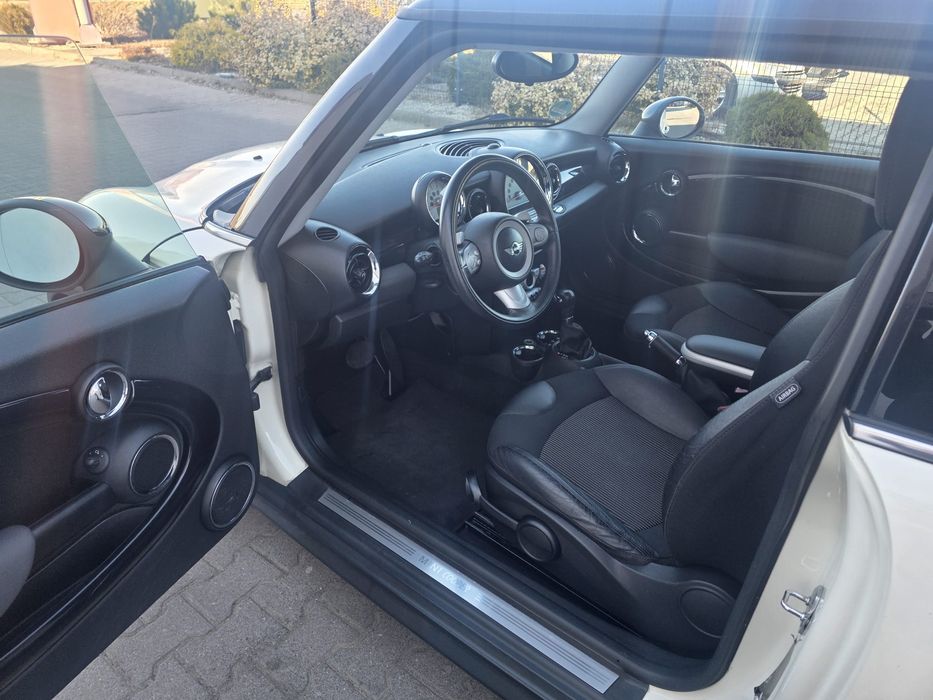 Mini Cooper 1.6 Diesel Automat Klima Alufelgi Panorama Dach