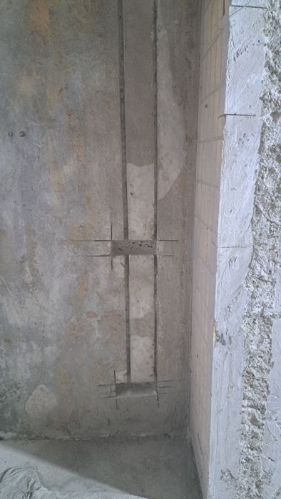 Штробление бетонных стен, штробы для электропроводки, сантехники