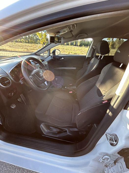 Seat Leon 1.6 tdi — photo 3