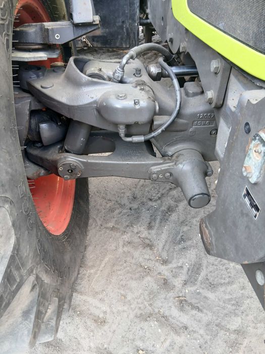 Claas Arion 640 ciągnik