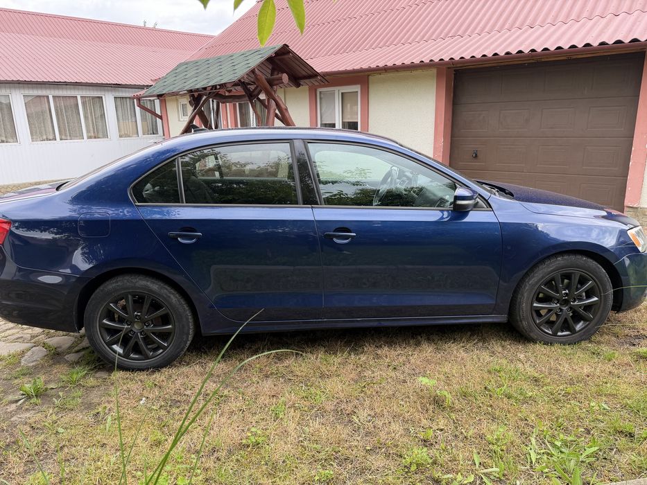 Volkswagen Jetta 2011