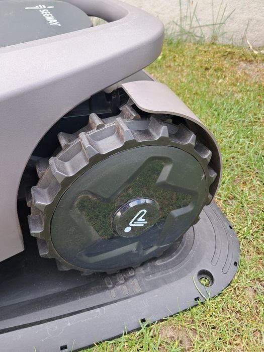 Robot koszący Segway Navimow H500E