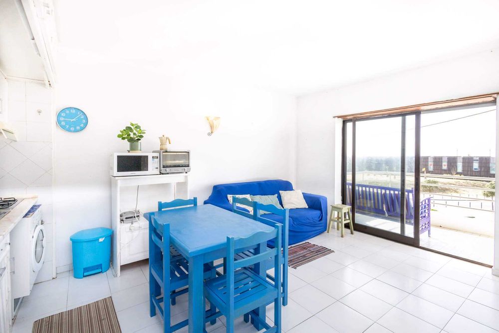 Apartamento 1ª Linha do Mar