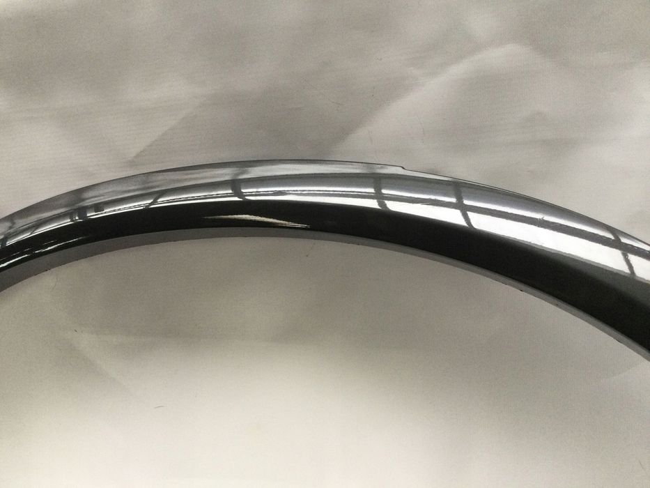 volvo xc90 2014 tył strona prawa listwa błotnika tylnego