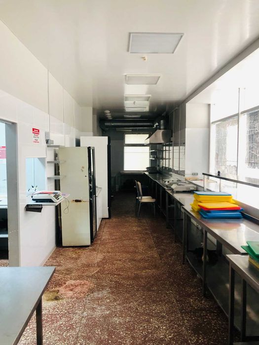 Оренда 89 м2/2 поверх/м. Олексіївська / об'єкт харчування