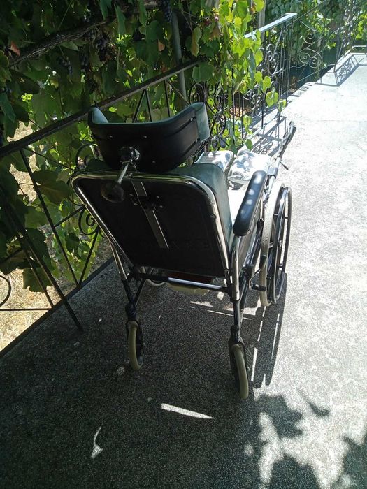 Coimbra/Arredores - Cadeira de Rodas / Nunca usada