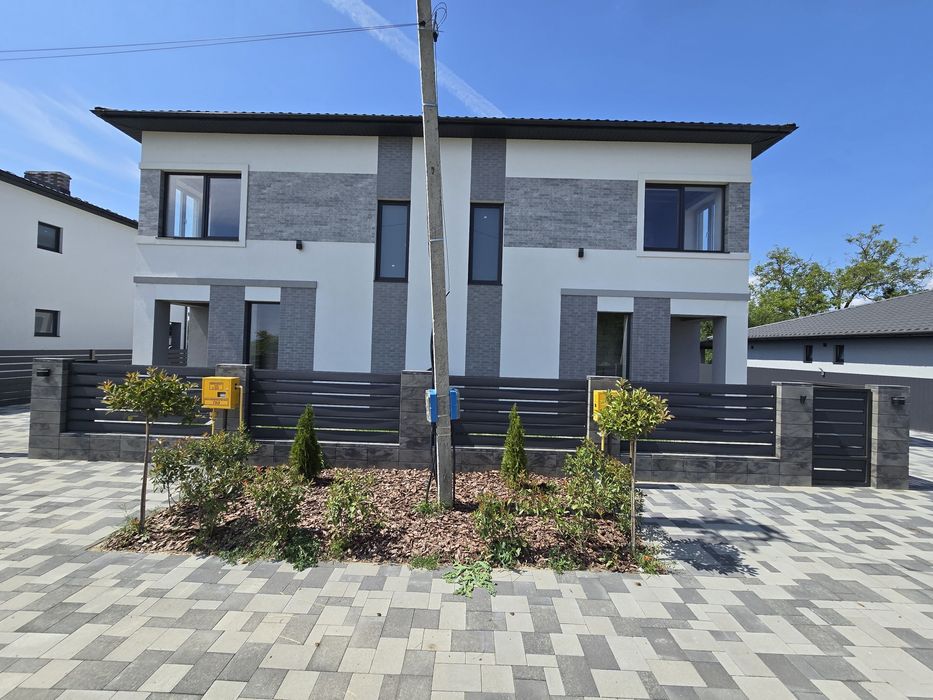 ПРОДАЖ КОТЕДЖІВ  газове опалення / гарна локація / 853 $ за м²