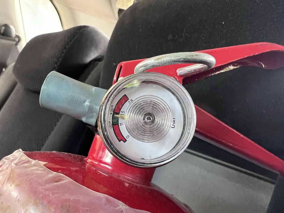 Огнетушитель порошковый