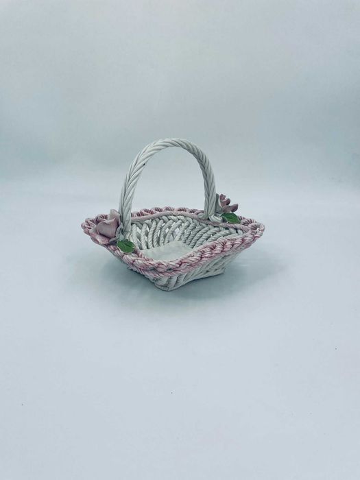 Koszyczek porcelanowy ażurowy