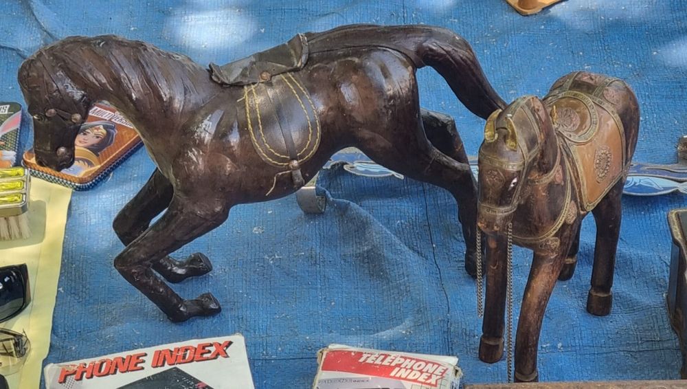 Cavalos em Madeira Decoração valor cada para restauro