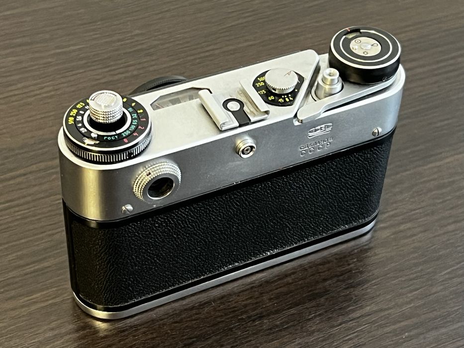 FED-5. Aparat fotograficzny legenda