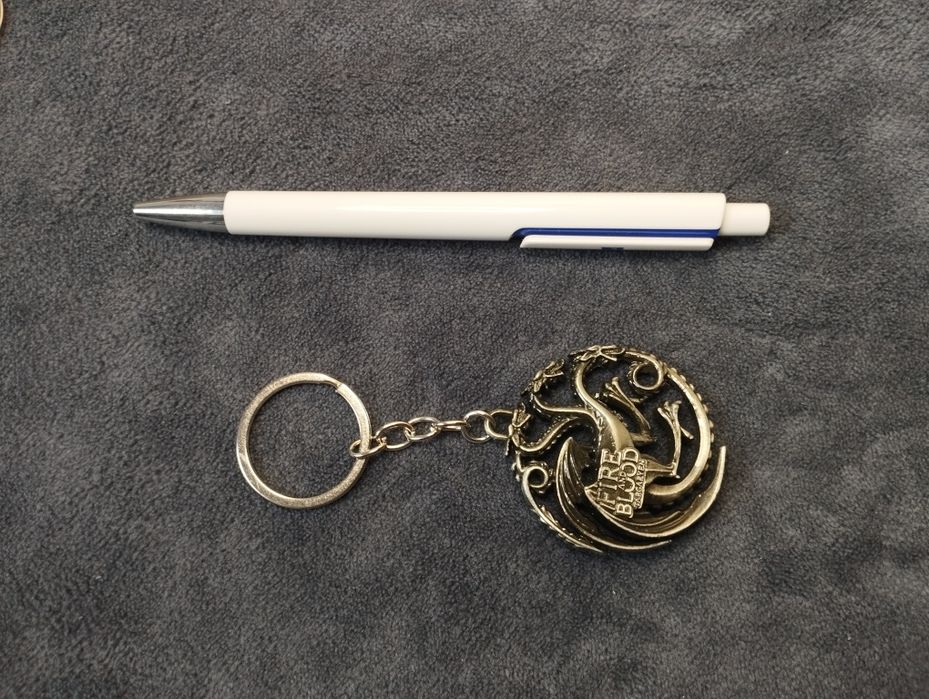 Brelok fire and blood Herb rodu Targaryen Gra o Tron