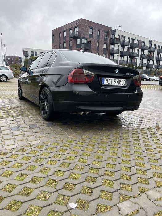 Sprzedam BMW e90 325d 197km