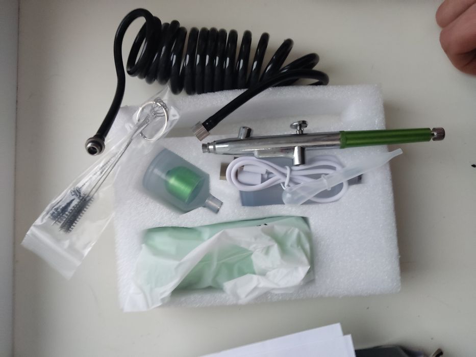 Універсальний набір для аерографії - Ручний, з перезарядкою, наконечни