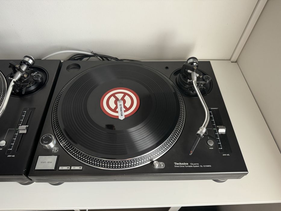 Technics SL-1210 MK5 - Pratos - Leitores de vinil + agulhas Ortofon