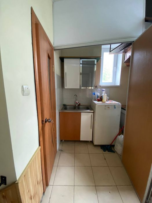 Здається офіс 4 кабінети 80 кв м + склад 30м та 3 паркомісця, вул. Героїв Майдану