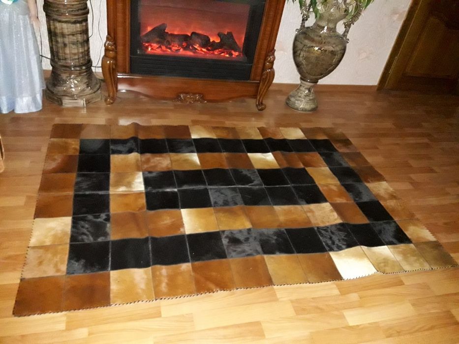 Шкіряний килим зі шкір корови та верблюда  кожаный ковёр из шкур
