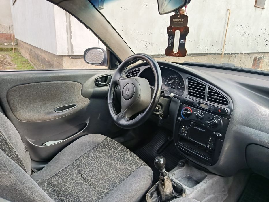 Продам Daewoo Lanos 1.5 хетчбек