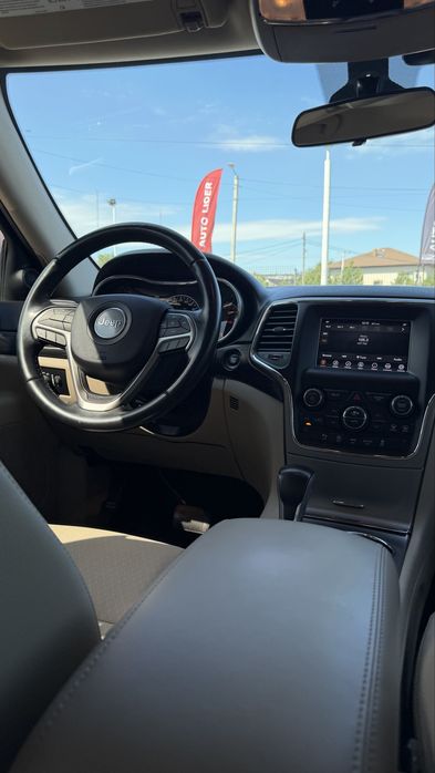 Jeep Grand Cherokee Джип Гранд Чірокі LAREDO 4*4 2019 р 3.6 V6 Газ/Бенз 8 АКПП (ZF)