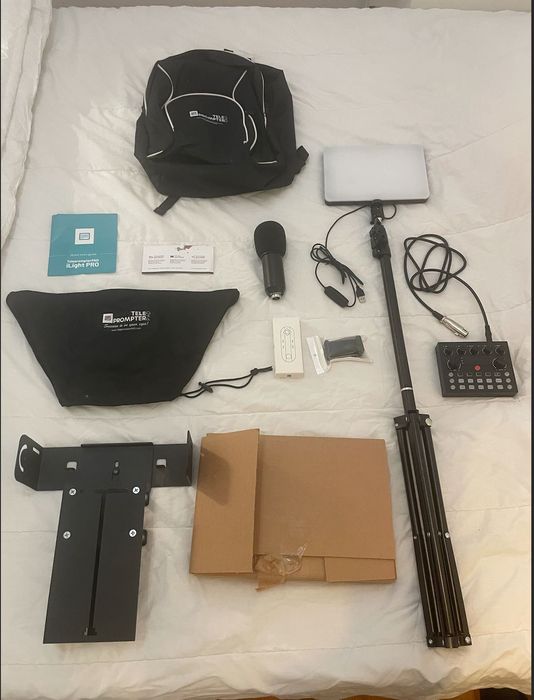 Super Kit com Ring Light, Teleprompt e microfone. Tudo novo!