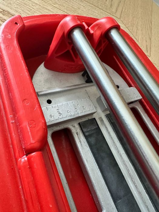 Rubi Star-63 ręczna przecinarka do płytek glazury
