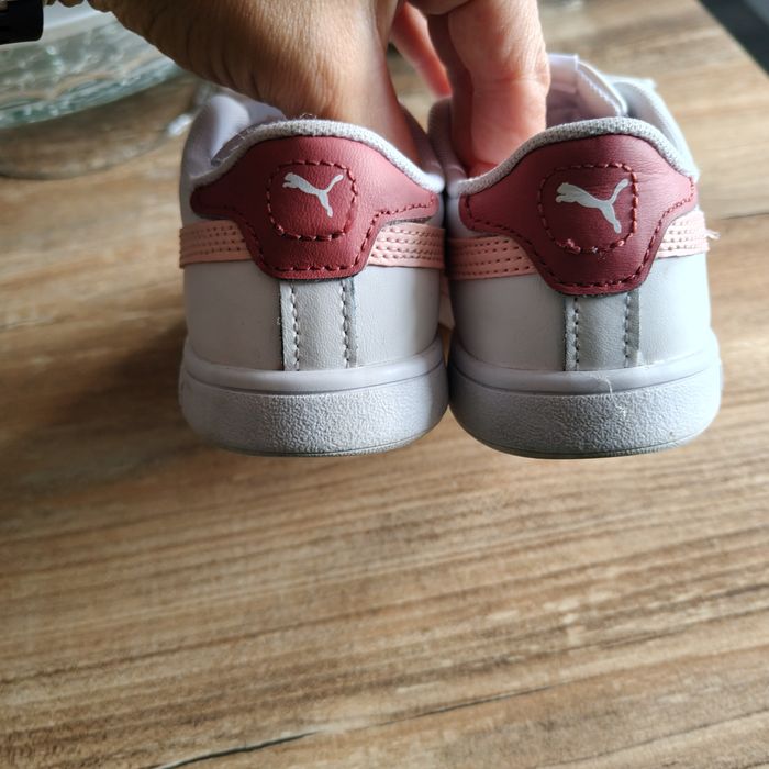 Adidasy Puma 28,5 dziewczęce