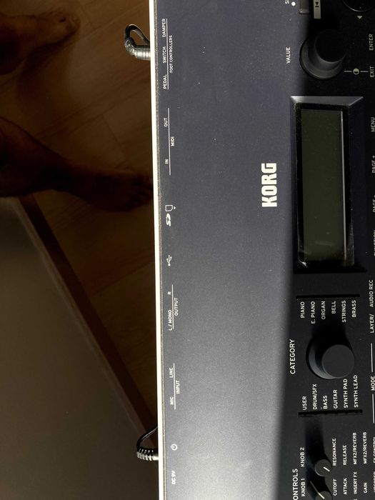 ** Korg Kross 2-88MB *ÓPTIMO PREÇO **