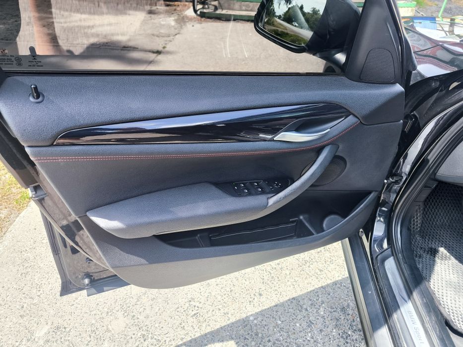 Продам BMW -x1   2014 року