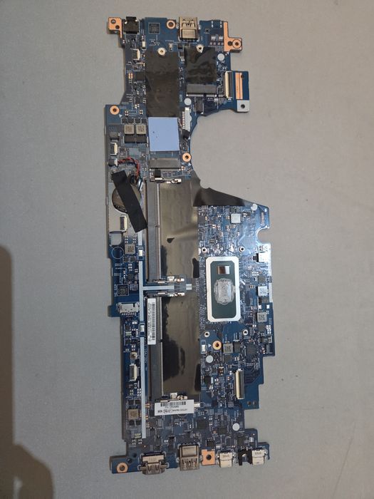 Sprzedam płytę główną + i5 gen 8 do laptopa Lenovo L390