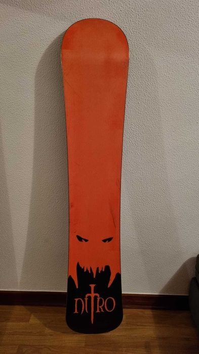 Prancha snowboard Nitro Titan 59