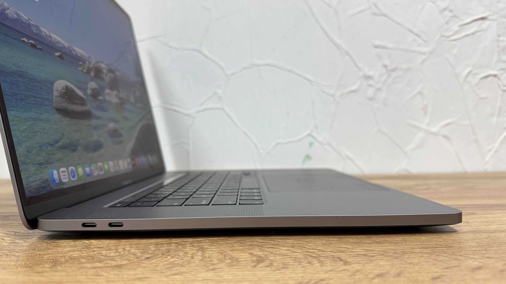 MacBook Pro 16 2019 A2141 – i9, 16GB RAM, 1TB SSD