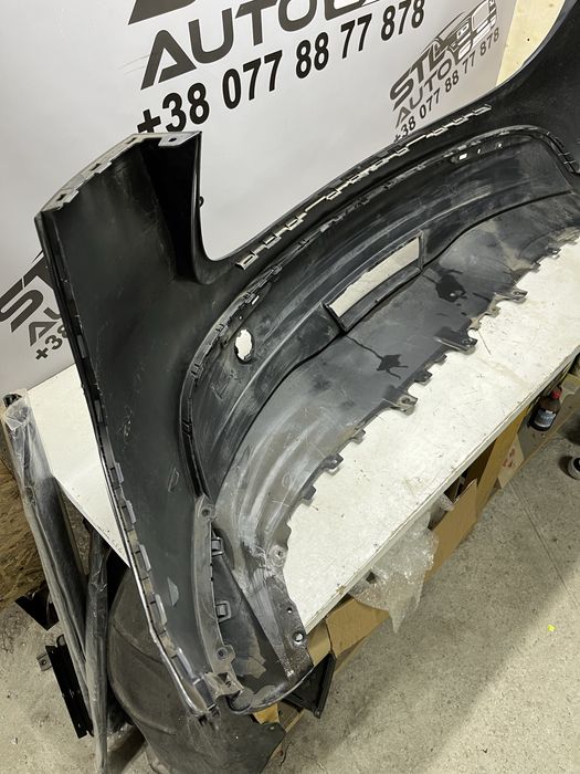Задній бампер Tesla Model Y
