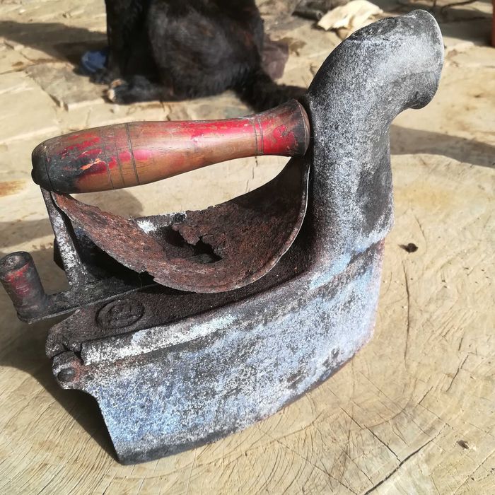 Ferro de a carvão64282574057987122