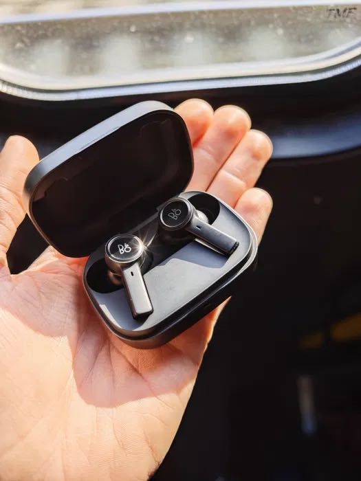 НАЙКРУТІША МОДЕЛЬ Навушники Bang & Olufsen Cisco 950 (Beoplay EX)