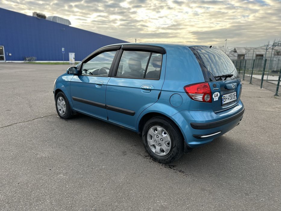 Авто в нормальному стані, мотор і коробка без питань. Є невеликі вікові нюанси по кузову. Більш детально розповім по телефону. Невеликий торг біля капоту. 2 ключі, кондиціонер. Гарний варіант
для тих хто вчиться керувати.