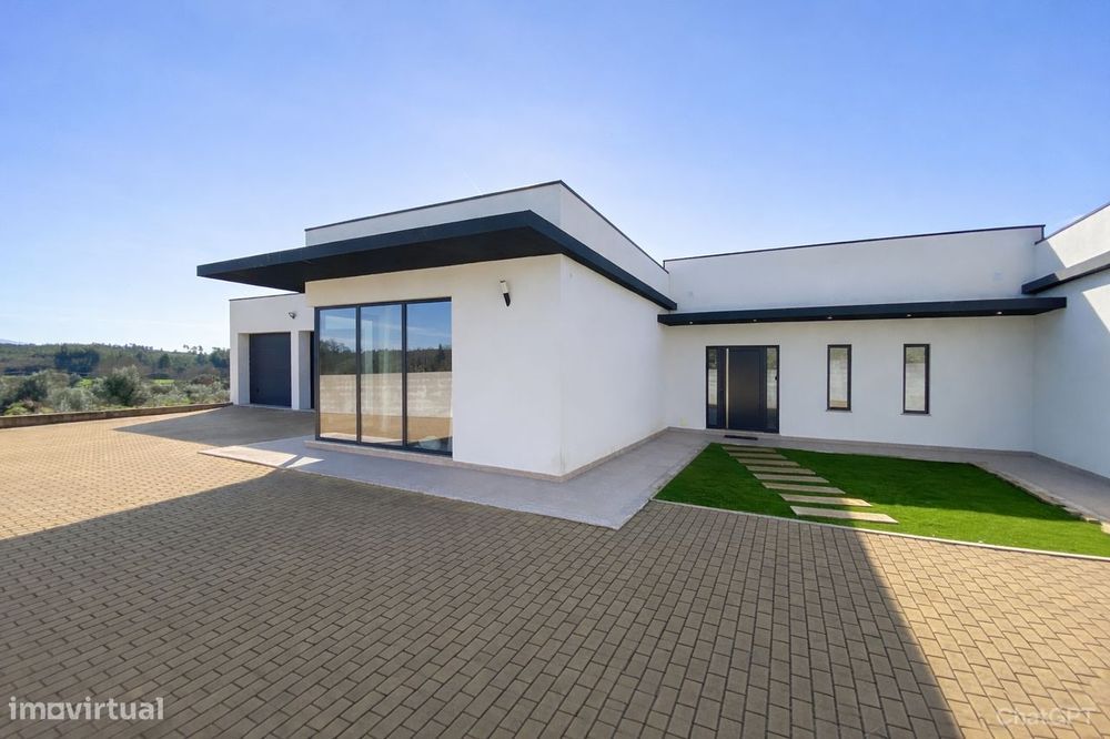 Moradia Isolada T4 em Água Levada – Mangualde