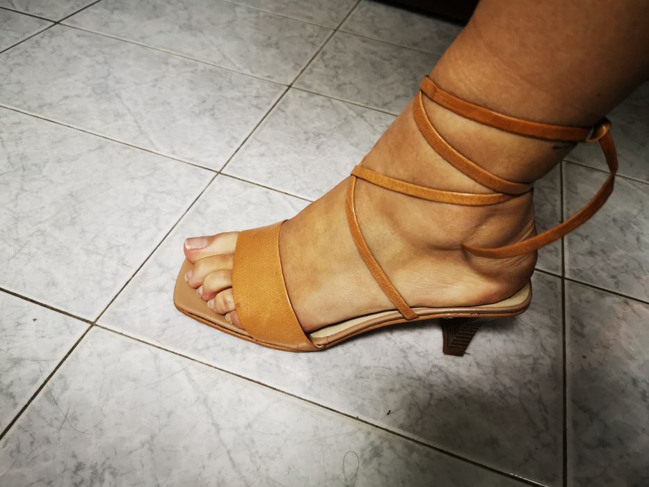 Sandálias Max 3764729949410049122