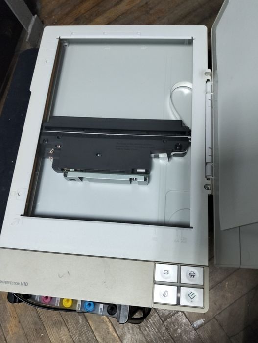 Сканер Epson v10
