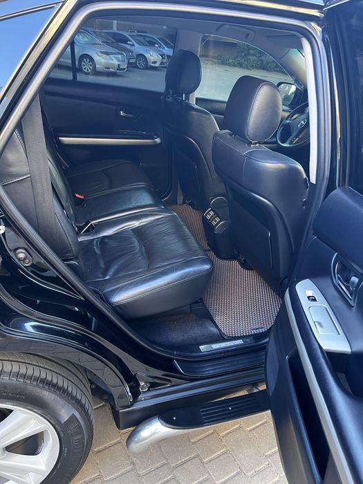 Продам Lexus RX400h