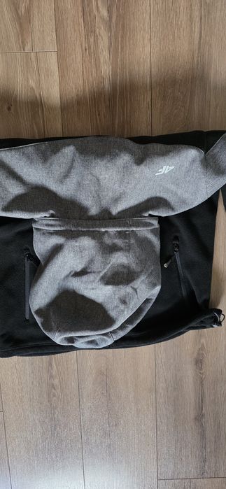 4f kurtka polarowa z kapturem rozmiar L