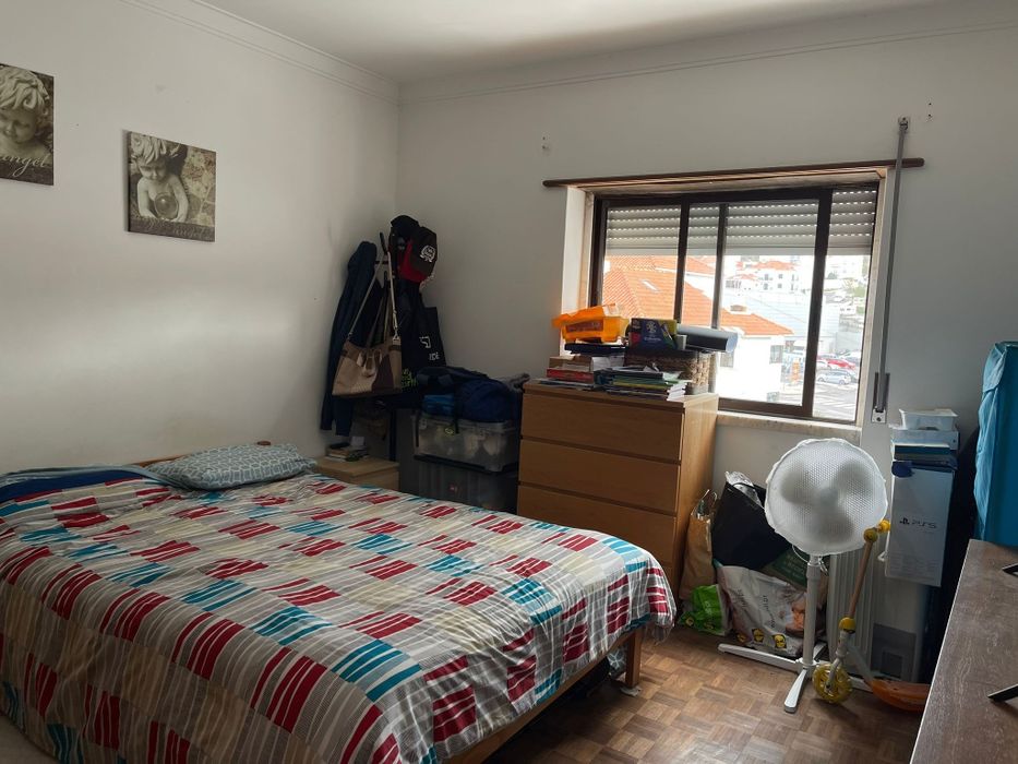 Oportunidade T2+Box no centro Ericeira