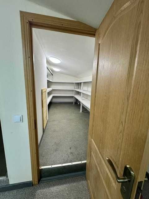 Оренда нежитлових приміщень офіс/виробництво/склад метро Бориспільська