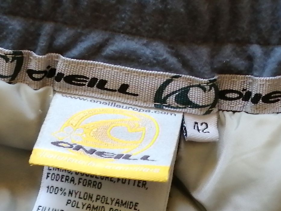 Calças O`neill, Bonés Mescedes