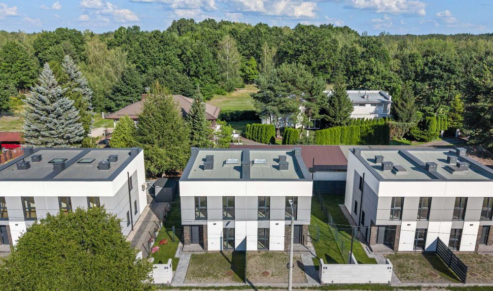 Nowy dom 97 m² . 5 pokoi . 3 łazienki . 2 km od Warszawy