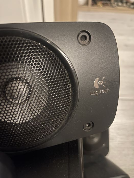 Logitech Surround Sound Speakers Z906