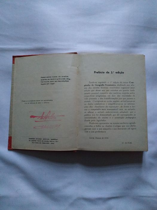 Livro Compêndio de Geografia  Económica de 1939