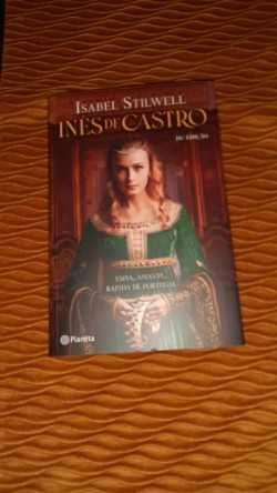 Vendo livros em bom estado, com pouco uso