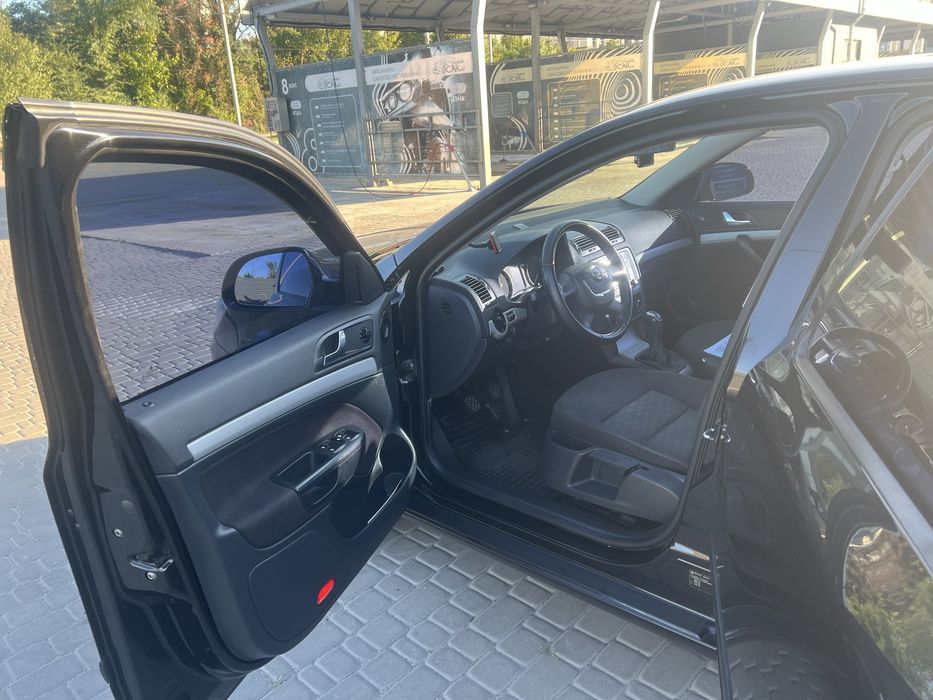 Skoda Octavia 2012 VIN TMBCK41Z4CB155414 фото оголошення 6 з 13